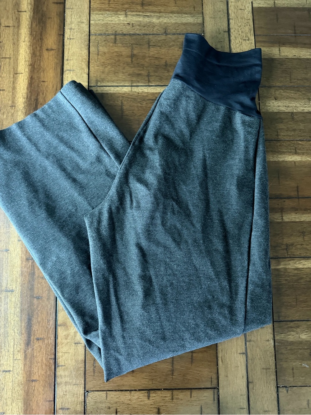 Old Navy Maternity Gray Straight-Leg Dress Pants Size Medium